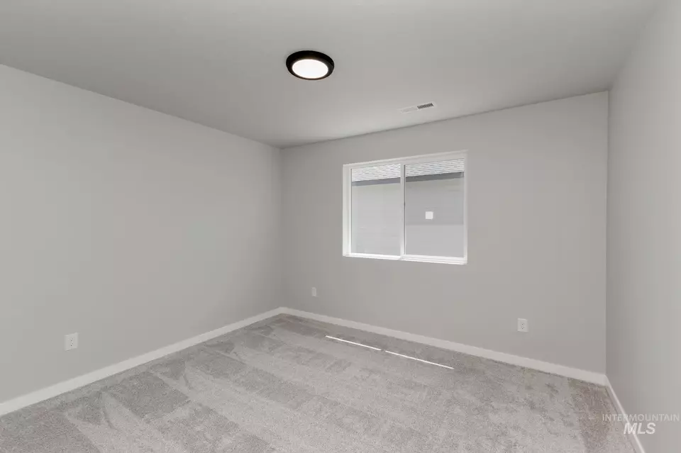 Bedroom - 16760 Sentinel Ave, Caldwell, ID 83607 photo 1 of 3