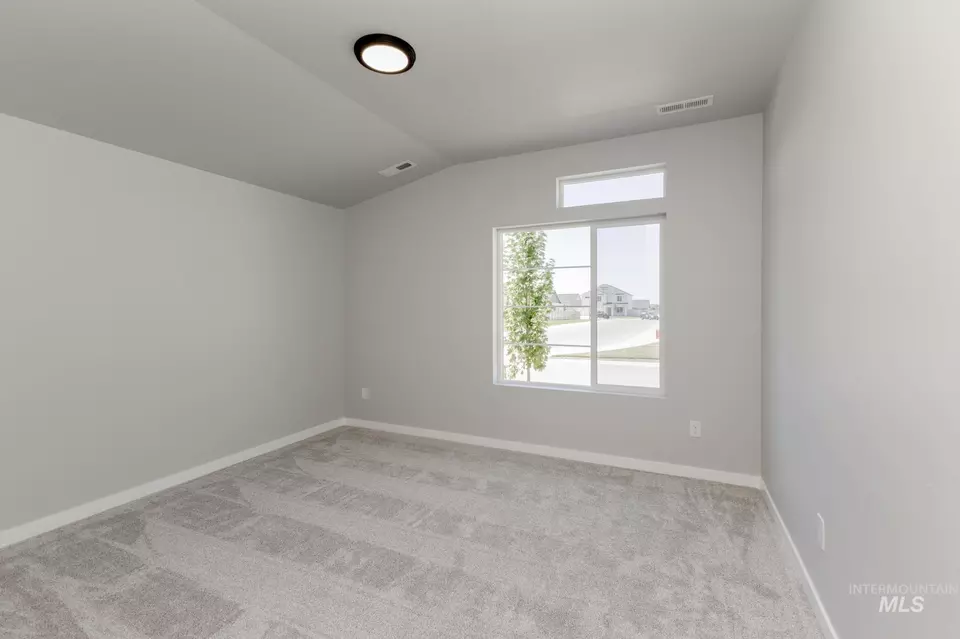 Bedroom - 16760 Sentinel Ave, Caldwell, ID 83607 photo 2 of 3