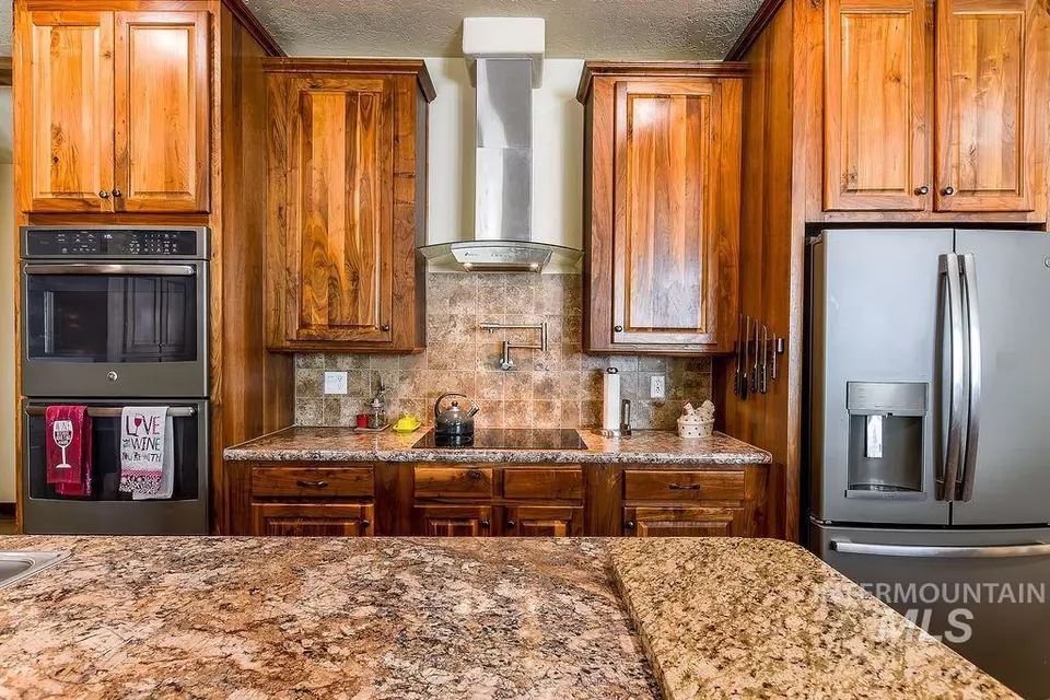 Kitchen - 414 S Garfield, Genesee, ID 83832 photo 4 of 5