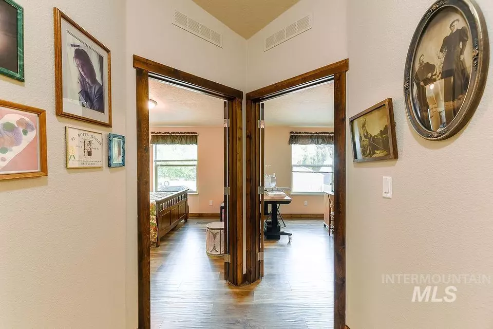Entry Way - 414 S Garfield, Genesee, ID 83832 photo 7 of 7