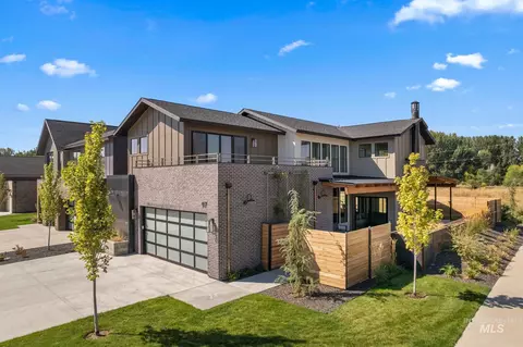 97 S Steel Farm Ave, Eagle, ID 83616