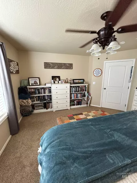 Bedroom - 3091 Echo Rd, Nyssa, OR 97913 photo 4 of 4