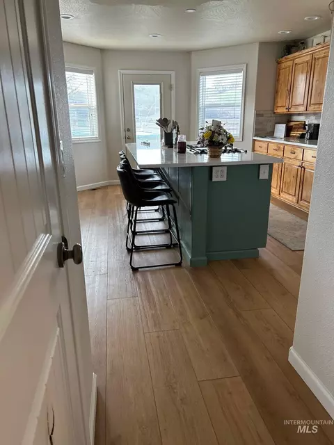 Entry Way - 3091 Echo Rd, Nyssa, OR 97913 photo 2 of 5