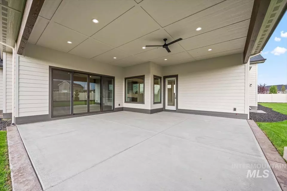 Exterior - 7462 E Newcastle Dr, Nampa, ID 83687 photo 3 of 6