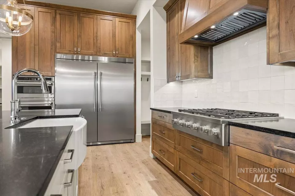 Kitchen - 7462 E Newcastle Dr, Nampa, ID 83687 photo 3 of 3