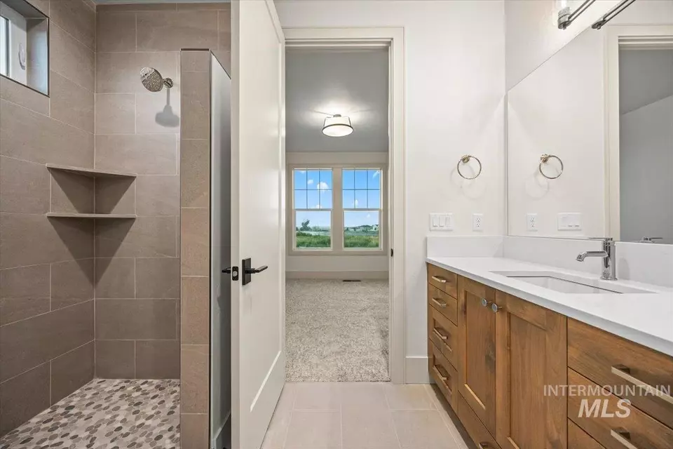 Bath - 7462 E Newcastle Dr, Nampa, ID 83687 photo 3 of 7