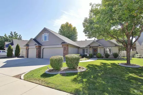 361 E Halpin Dr, Meridian, ID 83646