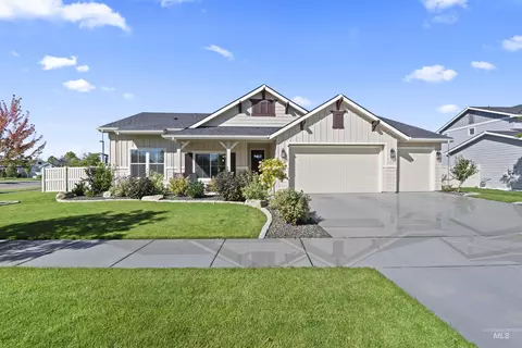 9371 S Orenburg Ave, Kuna, ID 83634