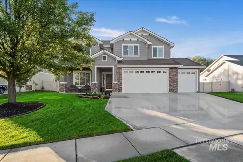 1030 N Powder River Dr, Middleton, ID 83644