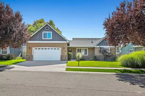 1727 E Sagemoor Dr, Meridian, ID 83642