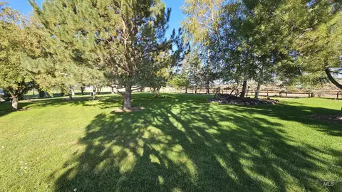 Exterior - 1655 W 1000 S, Pingree, ID 83262 photo 3 of 10