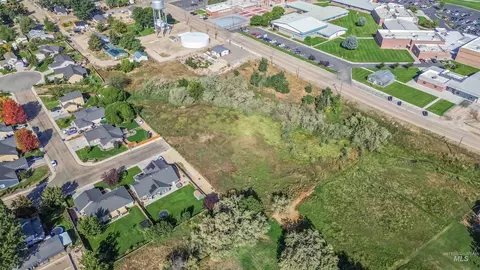 907 E Curtis Ave, Parma, ID 83660 photo 1