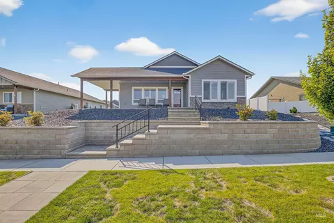 1722 Appaloosa Dr, Lewiston, ID 83501