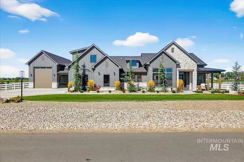 9298 Tula Dr, Middleton, ID 83644