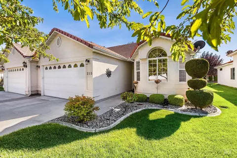 215 Los Lagos, Twin Falls, ID 83301