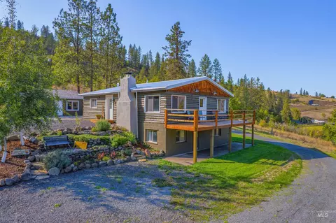 2157 Lukes Gulch Rd, Stites, ID 83552