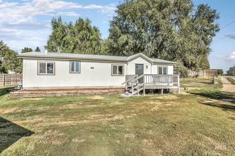 310 W Idaho St, New Plymouth, ID 83655