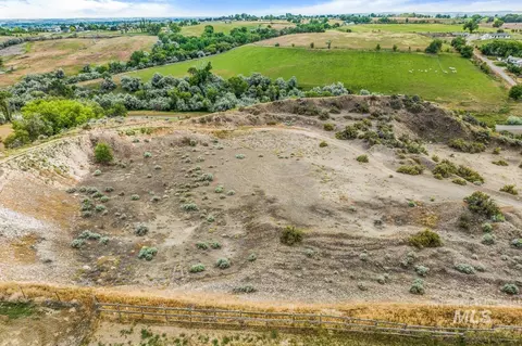 4405 Oak Rd, Ontario, OR 97914