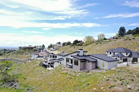 1281 E Chardie Rd, Boise, ID 83702