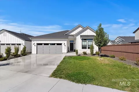 10000 La Jolla Dr, Boise, ID 83709