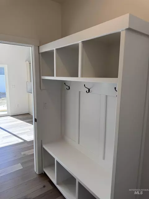 Entry Way - 1295 Starlight Loop, Twin Falls, ID 83301 photo 1 of 1