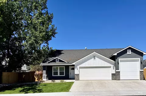 103 Mathew Ct, Melba, ID 83641