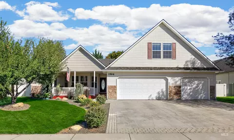 1996 E Lake Creek Dr, Meridian, ID 83642