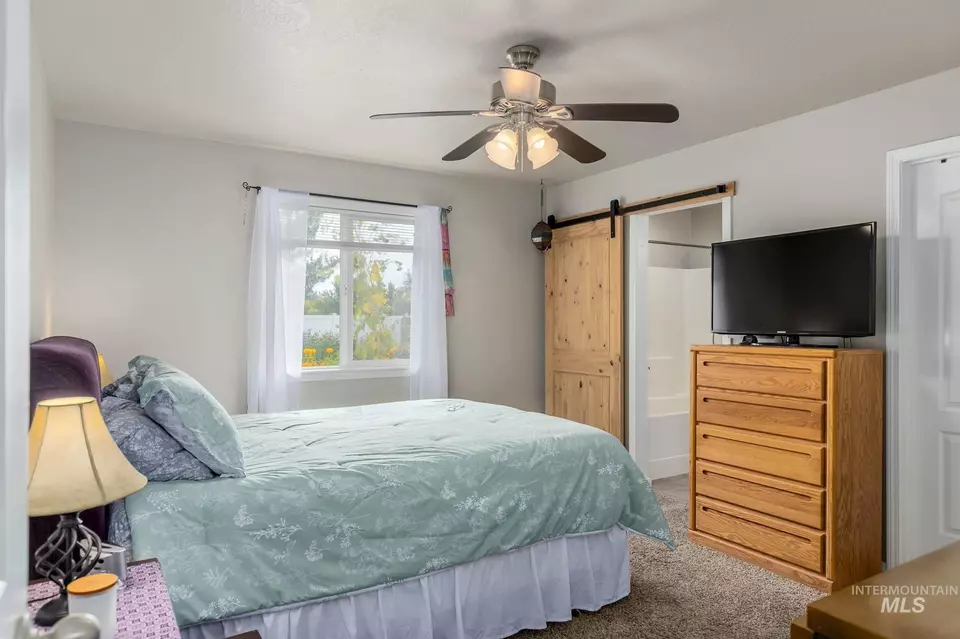 Bedroom - 1449 St James, Middleton, ID 83644 photo 3 of 7