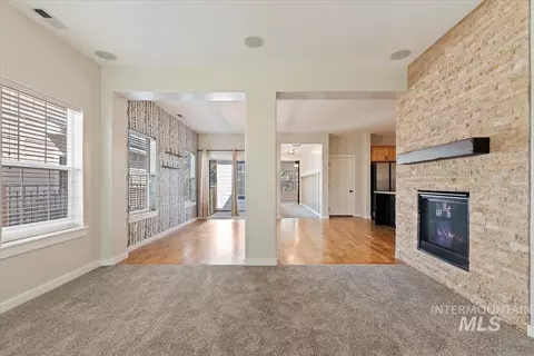 Living - 5011 W Clear Fld, Eagle, ID 83616 photo 2 of 4
