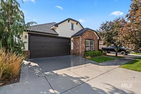 Exterior - 5011 W Clear Fld, Eagle, ID 83616 photo 2 of 8