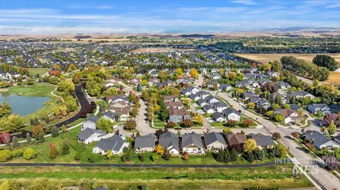 View/Area - 5011 W Clear Fld, Eagle, ID 83616 photo 5 of 10