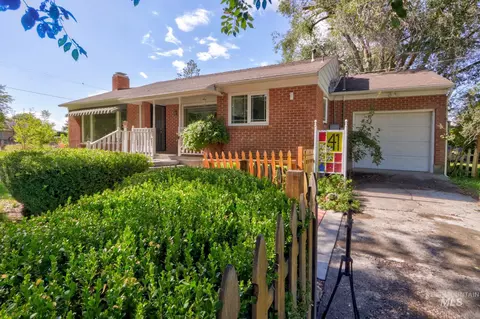 41 N Dorian Dr, Ontario, OR 97914