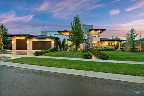 1436 W Windbreaker Ln, Eagle, ID 83616