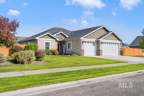 205 E Garret St, New Plymouth, ID 83655