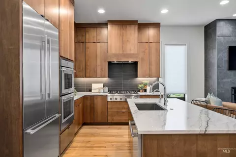 Kitchen - 873 E Joplin Ln, Eagle, ID 83616 photo 2 of 3