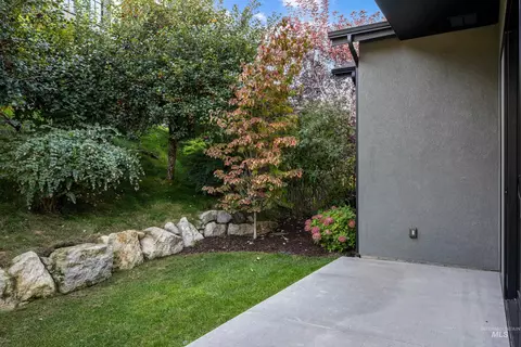 Exterior - 873 E Joplin Ln, Eagle, ID 83616 photo 3 of 4