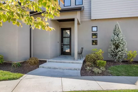 Exterior - 873 E Joplin Ln, Eagle, ID 83616 photo 2 of 4