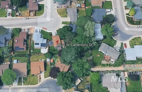 8631 W Canterbury St, Boise, ID 83704