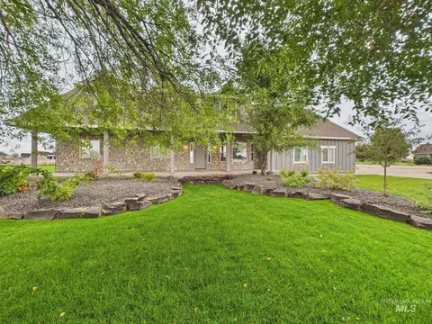 7934 Minam Dr, Middleton, ID 83644