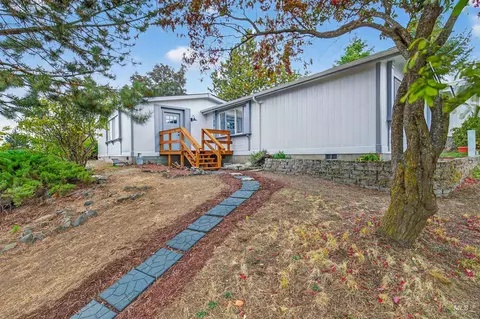 Exterior - 128 E Persimmon St, Genesee, ID 83832 photo 2 of 11