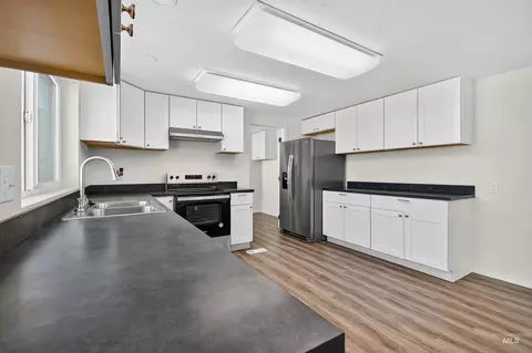 Kitchen - 128 E Persimmon St, Genesee, ID 83832 photo 2 of 3