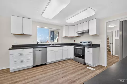 Kitchen - 128 E Persimmon St, Genesee, ID 83832 photo 3 of 3