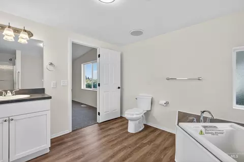 Other - 128 E Persimmon St, Genesee, ID 83832 photo 11 of 17