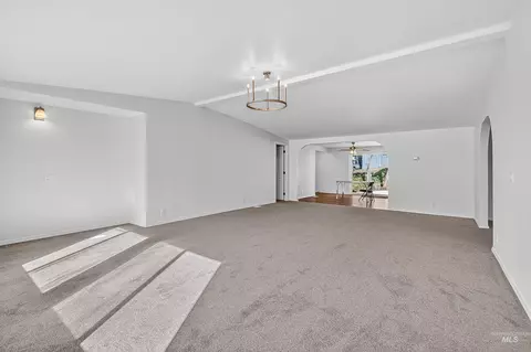 Living - 128 E Persimmon St, Genesee, ID 83832 photo 3 of 4