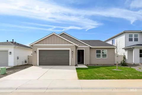 8108 S Diamond River St, Meridian, ID 83642