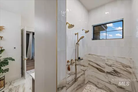 Bath - 3420 Mayberry Way, Eagle, ID 83616 photo 4 of 7
