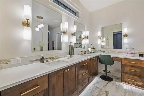 Bath - 3420 Mayberry Way, Eagle, ID 83616 photo 2 of 7