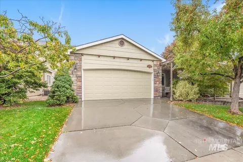 9343 W Olivia St, Boise, ID 83704