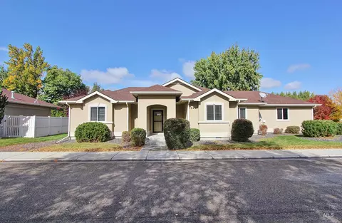 1844 E Horse Creek Ct, Meridian, ID 83642