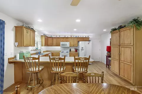 Kitchen - 916 17th Ave E, Jerome, ID 83338 photo 1 of 4